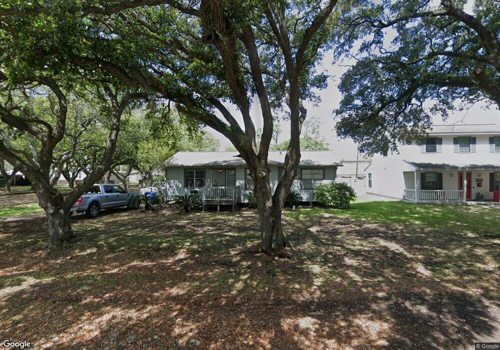 2401 4th St, Bay City, TX 77414 - photo 1