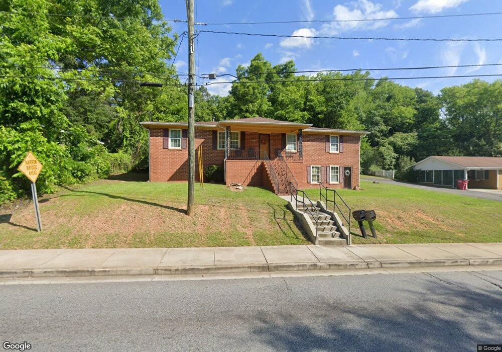 3933 Log Cabin Dr, Macon, GA 31204 - photo 1