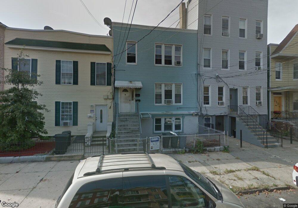 83 Zabriskie St unit 3, Jersey City, NJ 07307 - photo 1