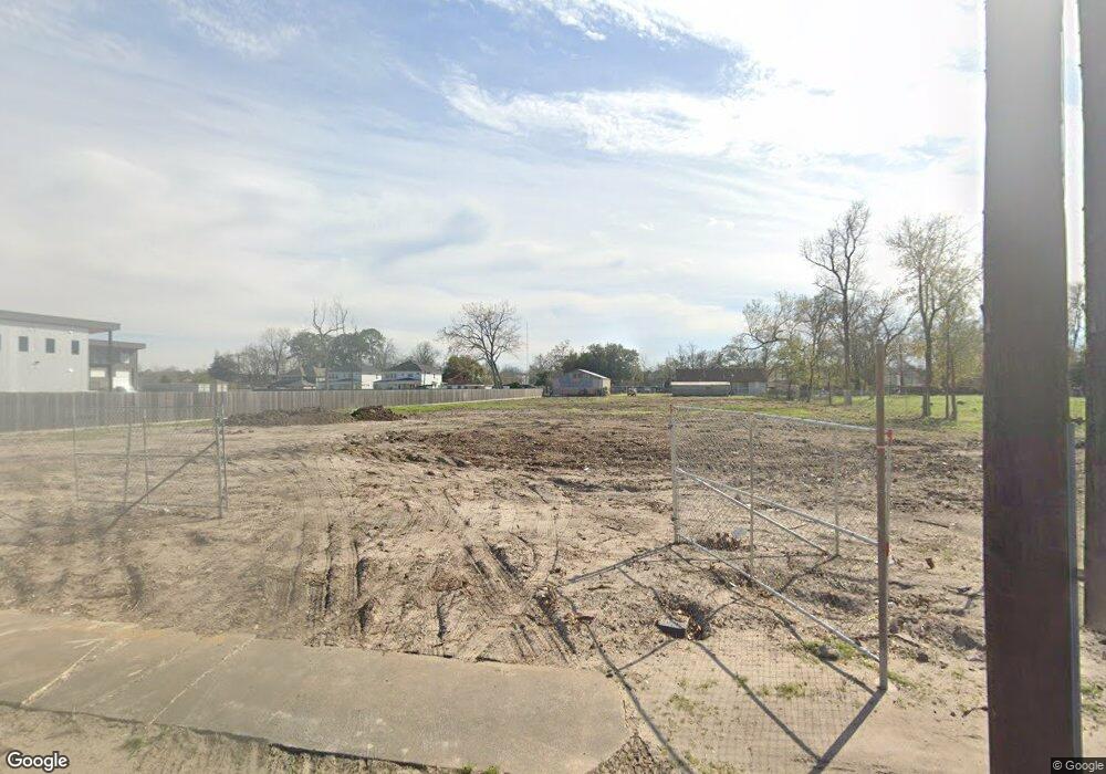 419 W Tidwell Rd, Houston, TX 77091 - photo 1