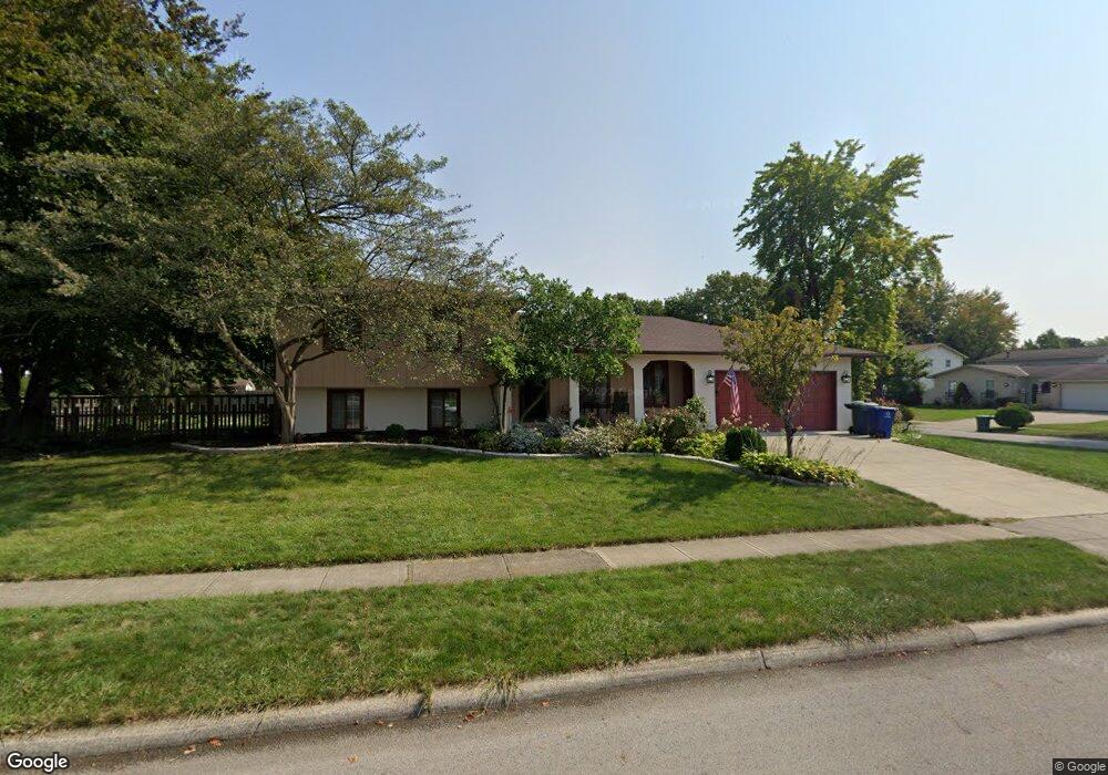 1884 Dorsetshire Rd, Columbus, OH 43229 - photo 1