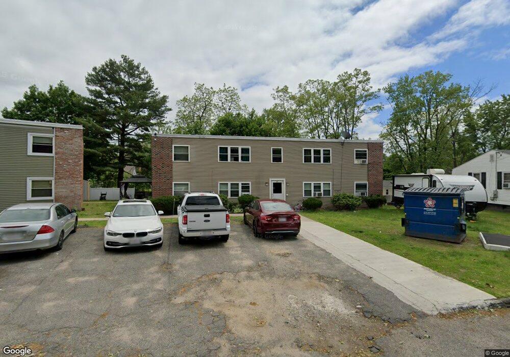 53 Leland Dr, Springfield, MA 01109 - photo 1