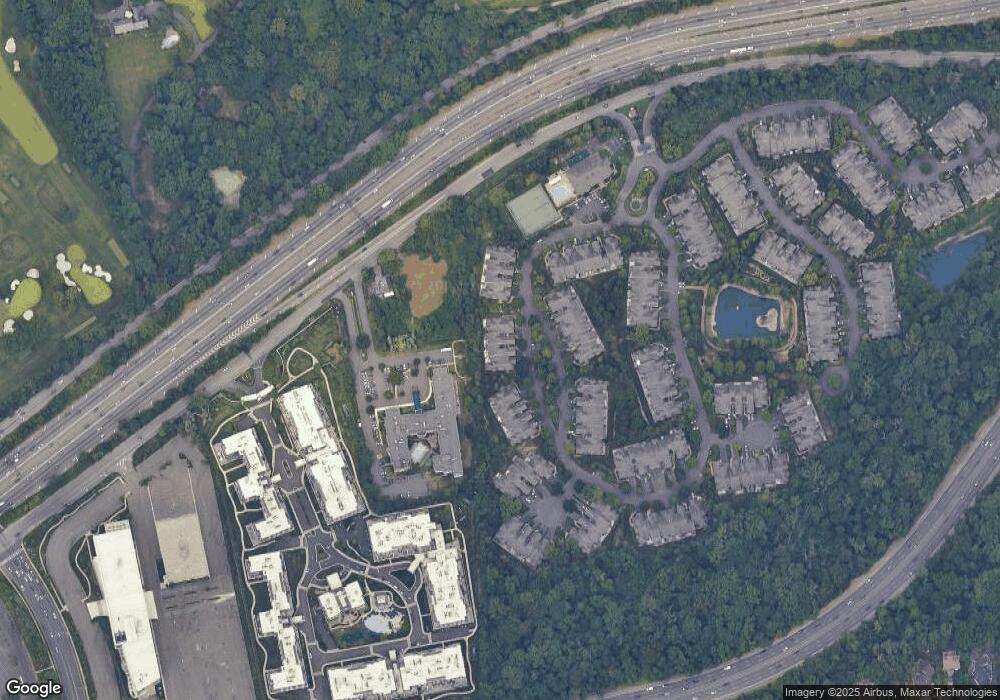 39 Kensington Cir, Manhasset, NY 11030 - photo 1