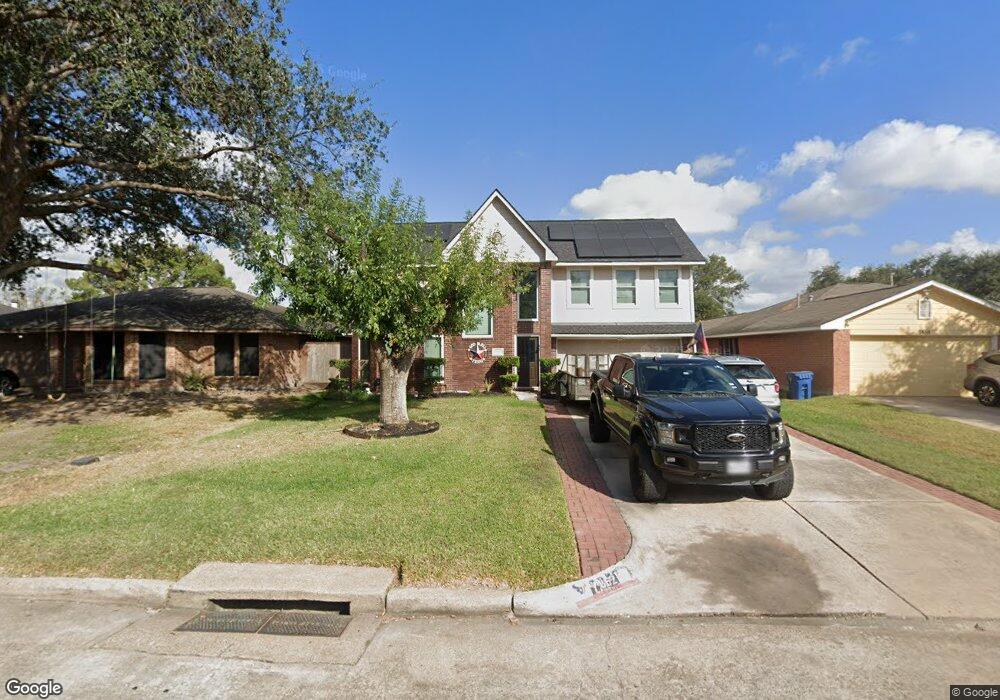7862 Yellow Pine Dr, Houston, TX 77040 - photo 1