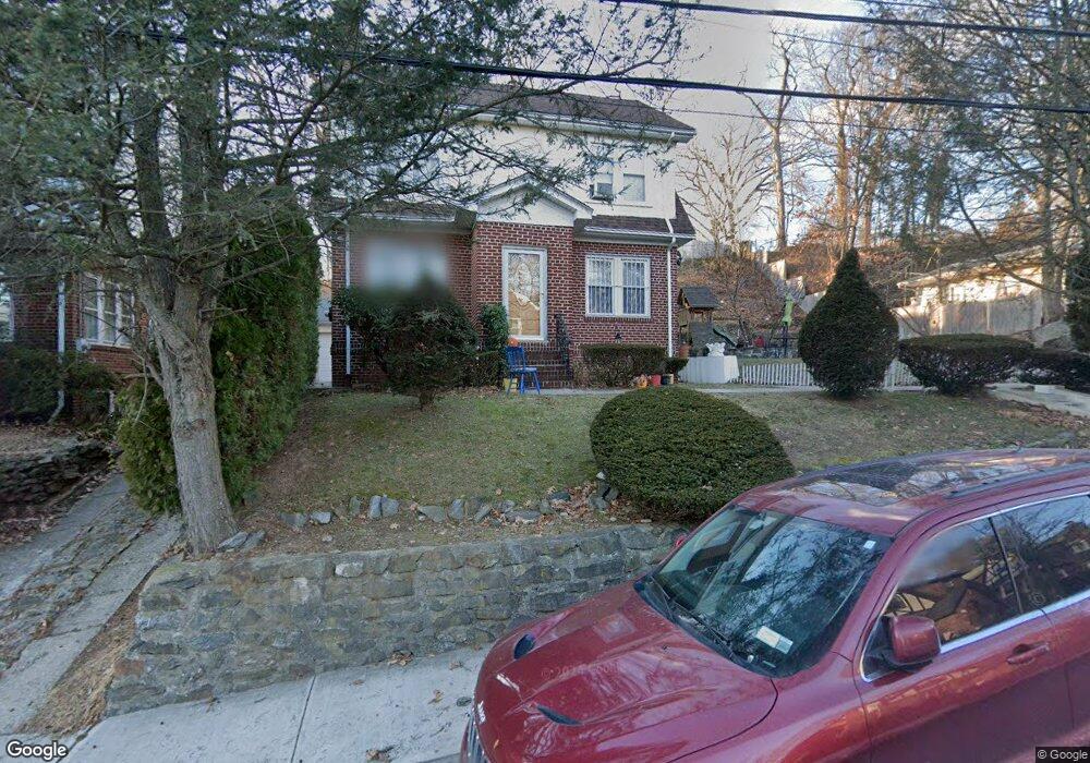 67 Lefferts Rd, Yonkers, NY 10705 - photo 1