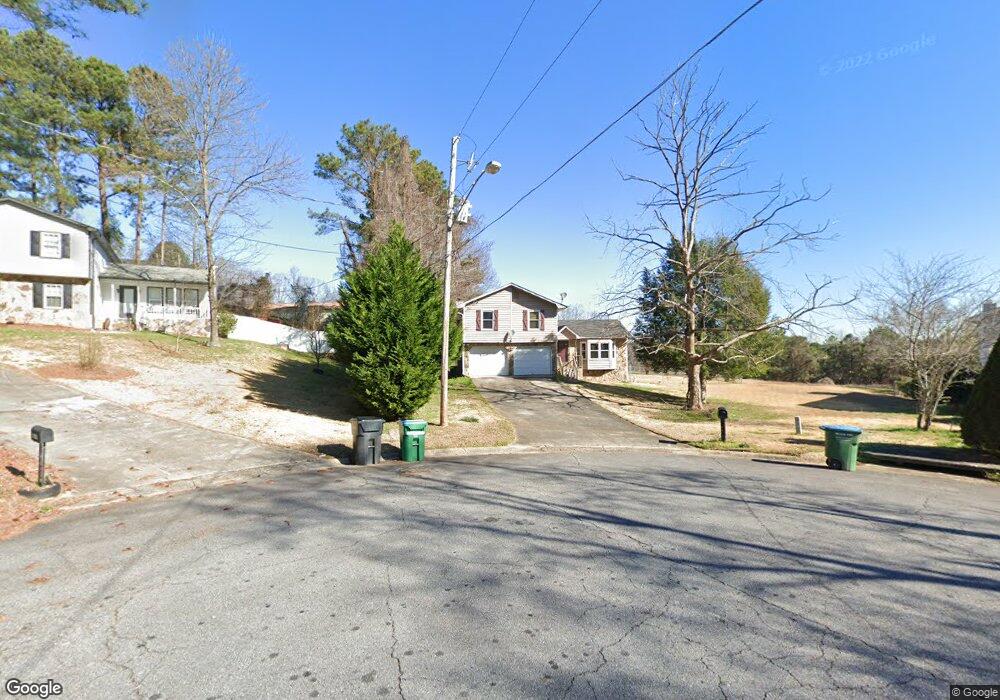 1145 Harview Dr SW unit 3, Lilburn, GA 30047 - photo 1