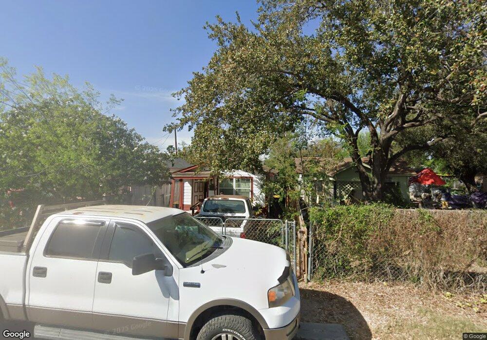 421 E Egly Ave, Pharr, TX 78577 - photo 1