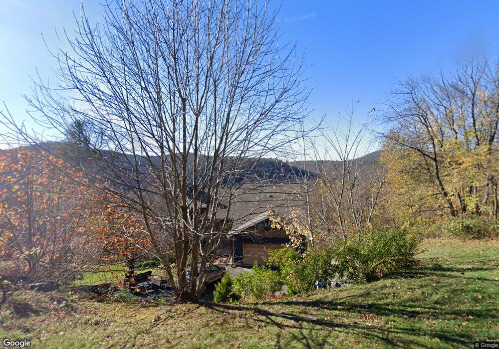 4 Squantz View Dr, New Fairfield, CT 06812 - photo 1