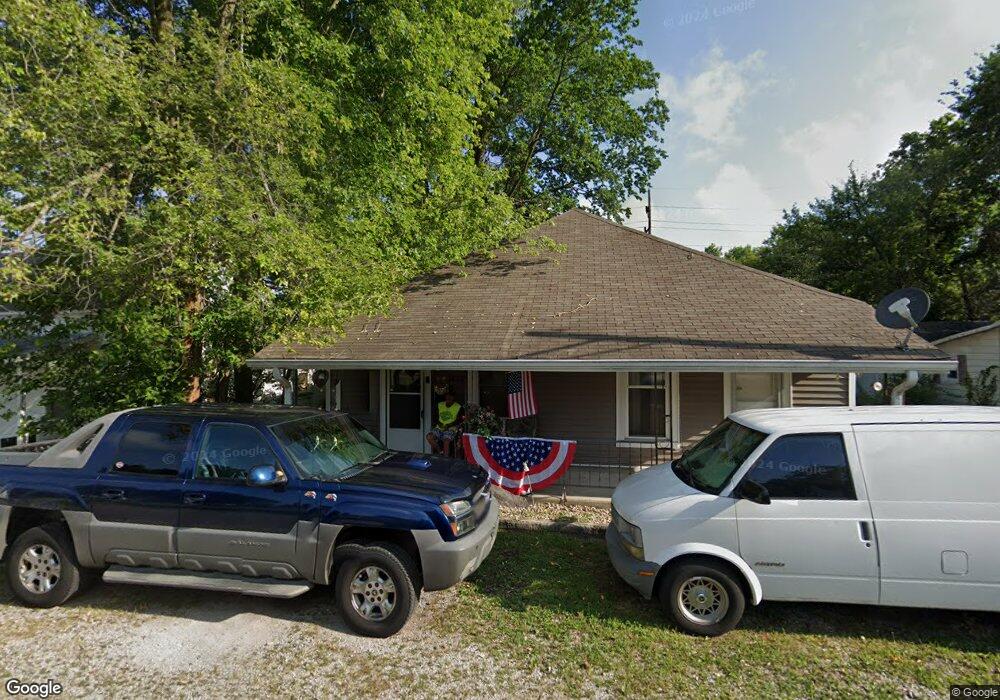 1972 Wallace Ave, Columbus, IN 47201 - photo 1