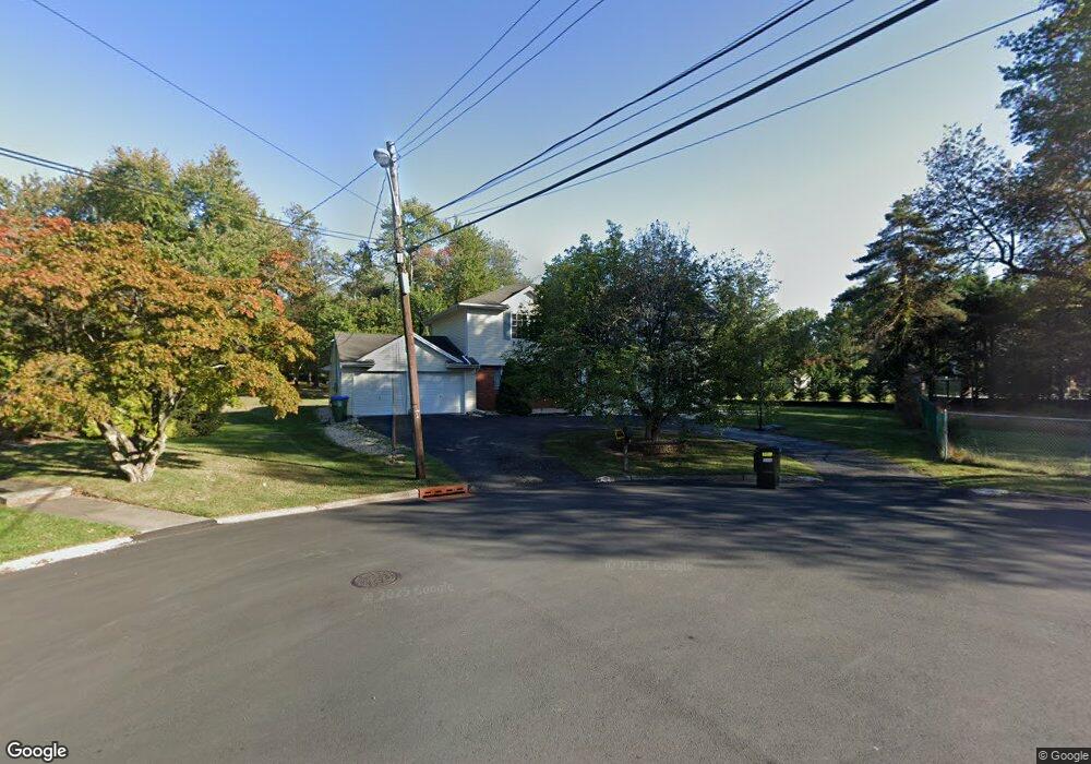 7 Fargo Ct, Edison, NJ 08820 - photo 1