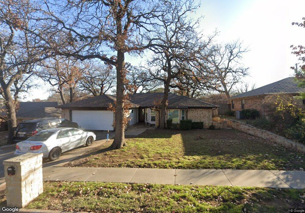 1700 Post Oak Dr, Bedford, TX 76021 - photo 1