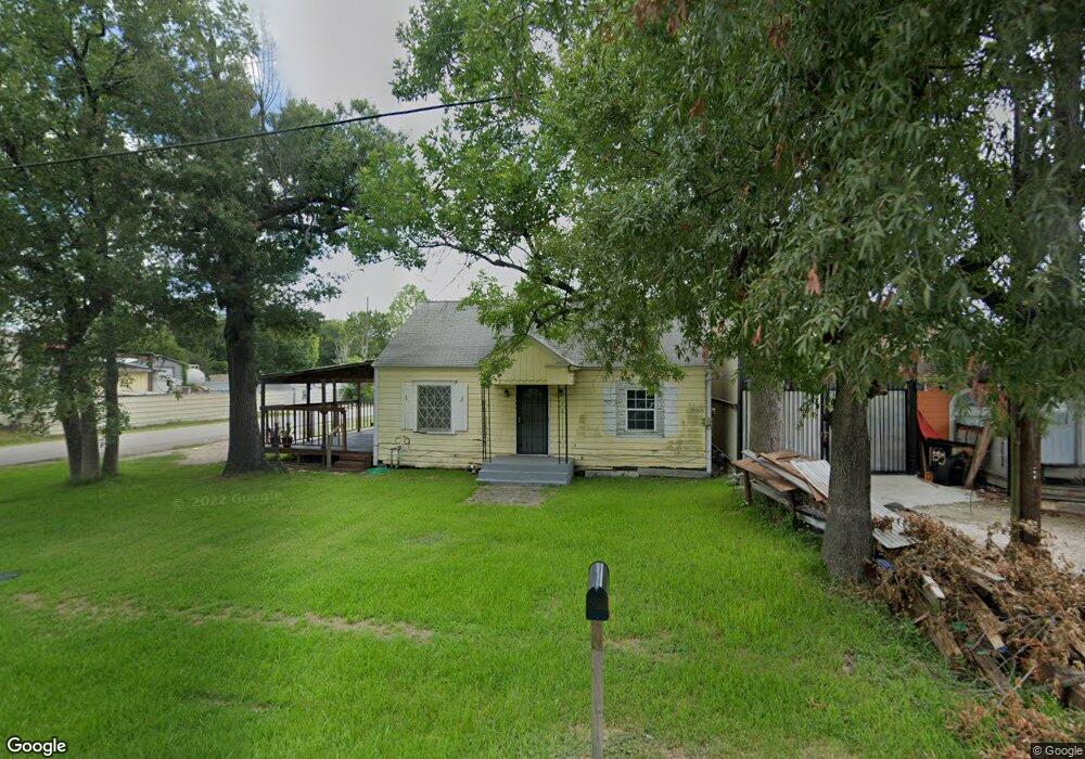 1135 Cloverleaf St, Houston, TX 77015 - photo 1