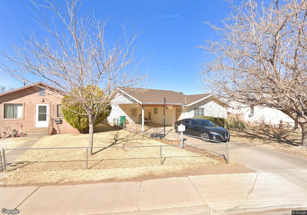 412 W Cherry St, Winslow, AZ 86047 - photo 1