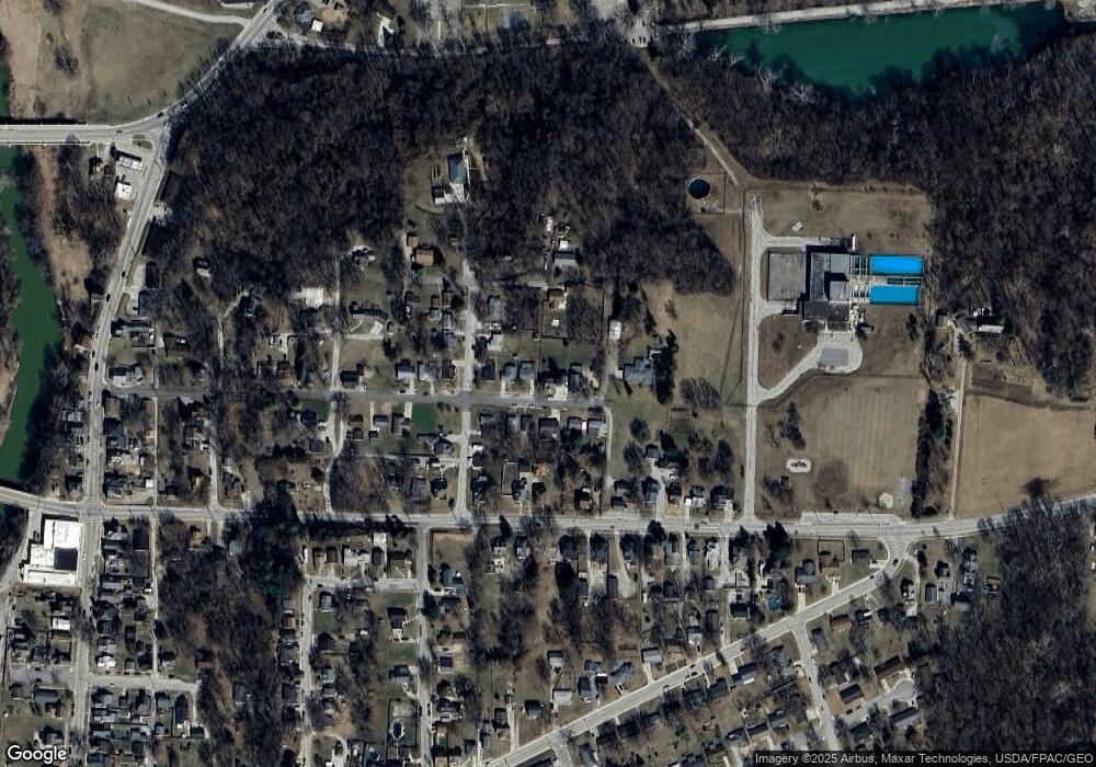 812 Dingman St, Sidney, OH 45365 - photo 1