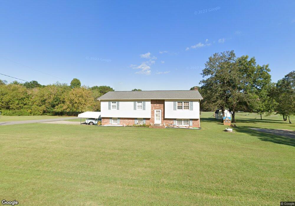 3611 34th Avenue Ct NE, Hickory, NC 28601 - photo 1