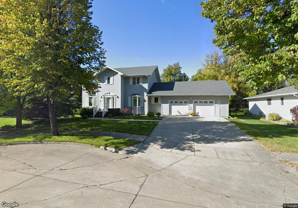 2530 W Fallcreek Ct, Grand Forks, ND 58201 - photo 1