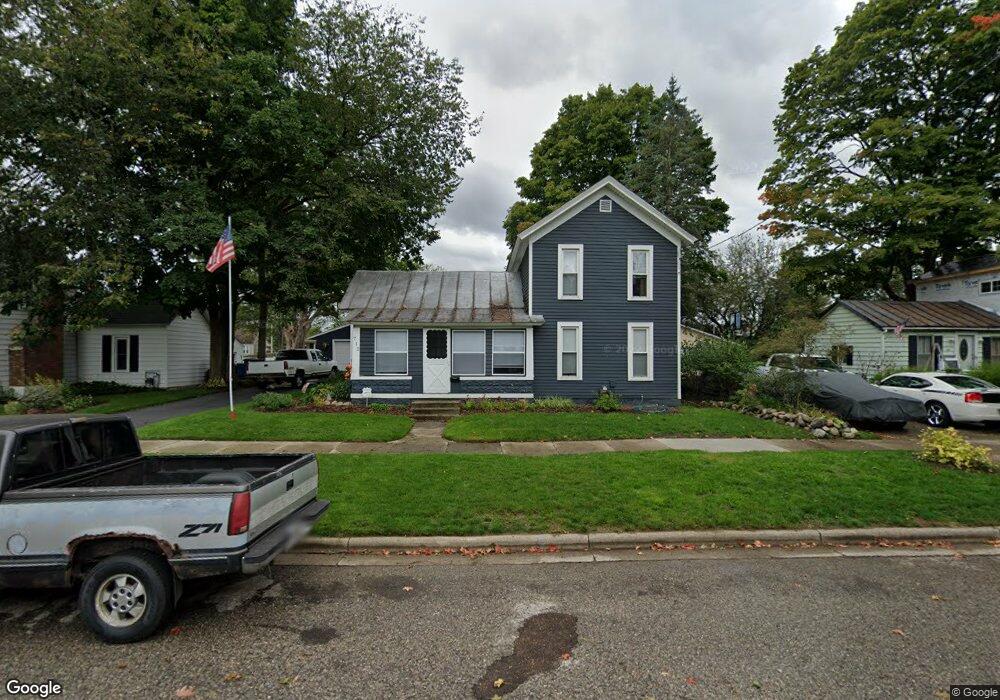 712 Lincoln Lake, Lowell, MI 49331 - photo 1