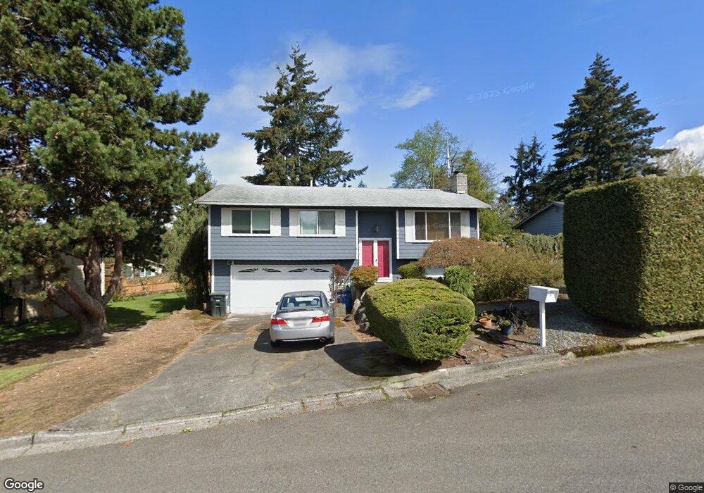 1800 S 255th Place, Des Moines, WA 98198 - photo 1