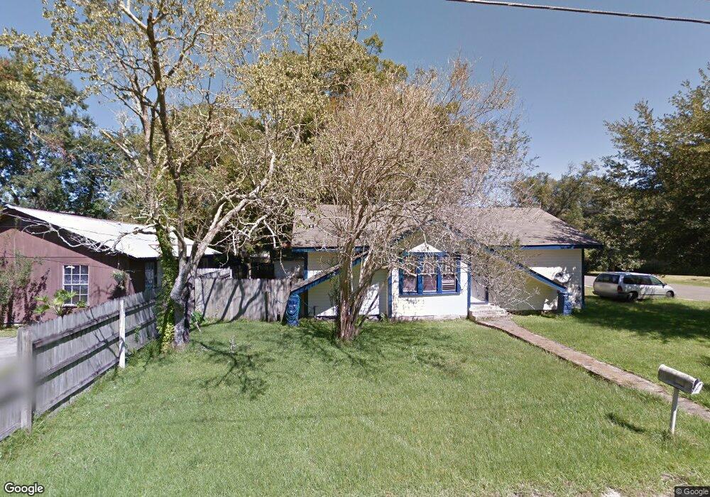 317 Fourth St, Picayune, MS 39466 - photo 1