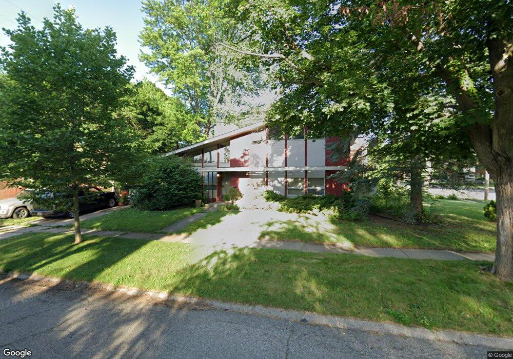 906 S Vernon Ave, Flint, MI 48503 - photo 1