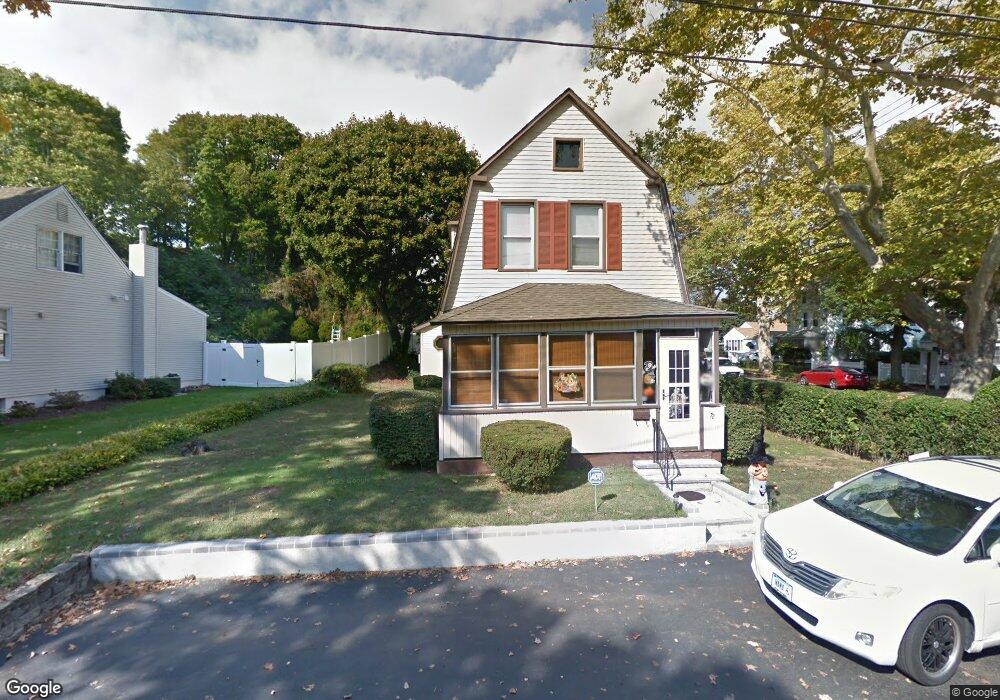 72 Myron St, New Haven, CT 06512 - photo 1