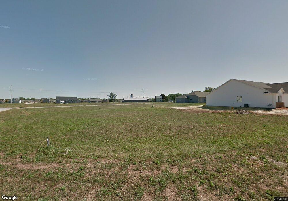 1209 Lavender Ln, Appleton, WI 54915 - photo 1