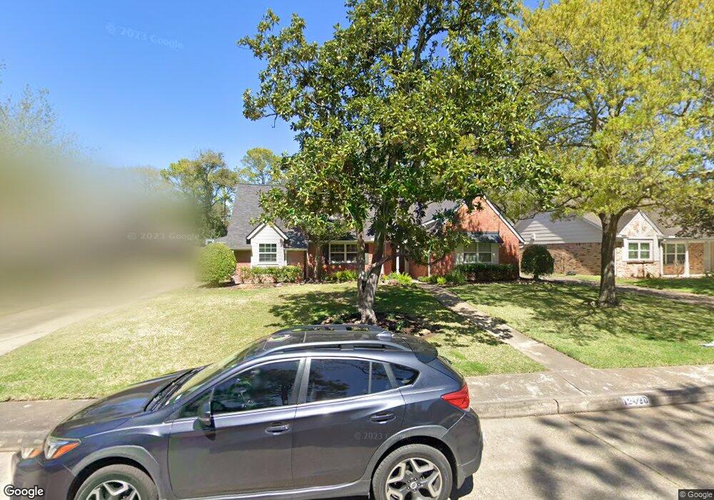 12426 Woodthorpe Ln, Houston, TX 77024 - photo 1