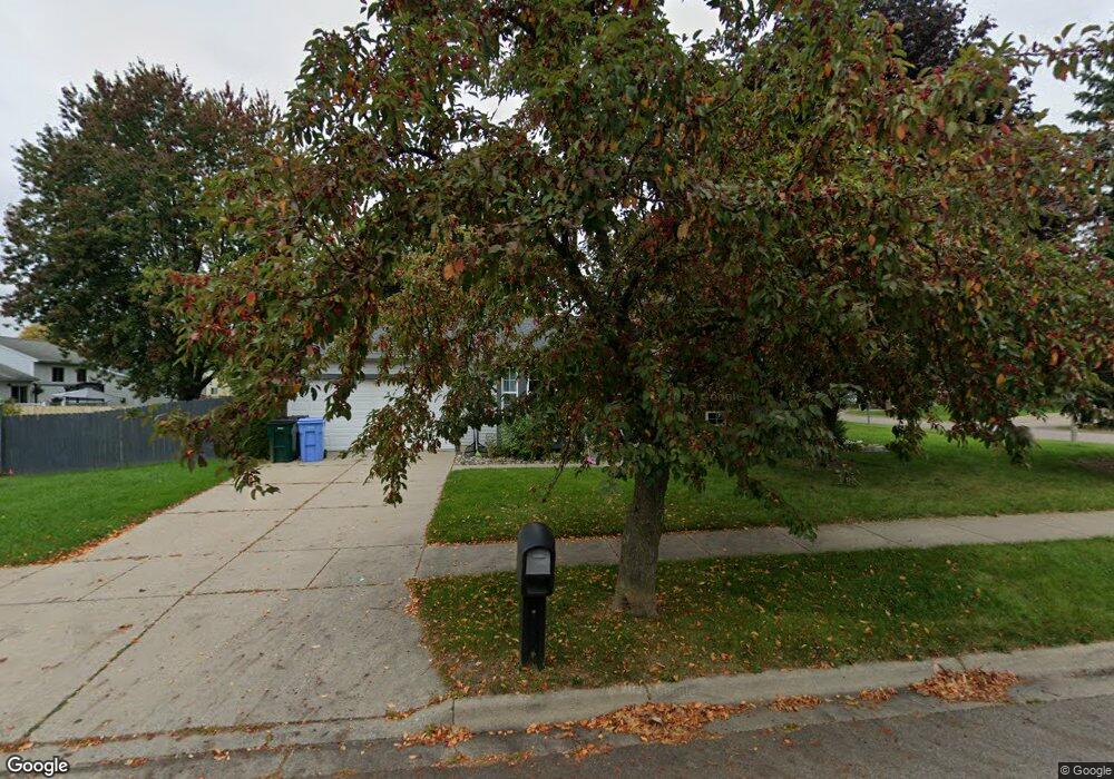 101 E Claremore Dr, Lansing, MI 48911 - photo 1