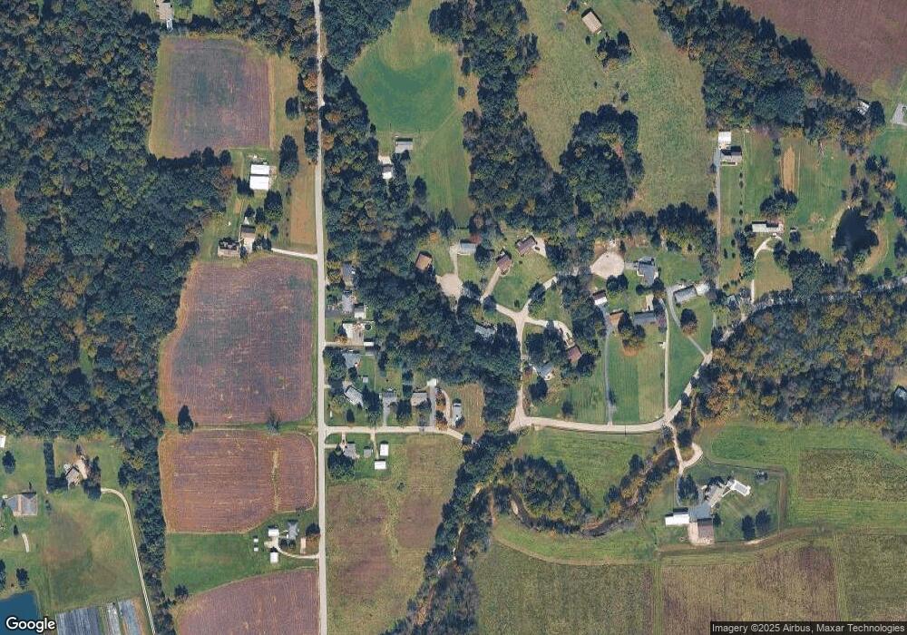 7103 Gloria Ln, Floyds Knobs, IN 47119 - photo 1