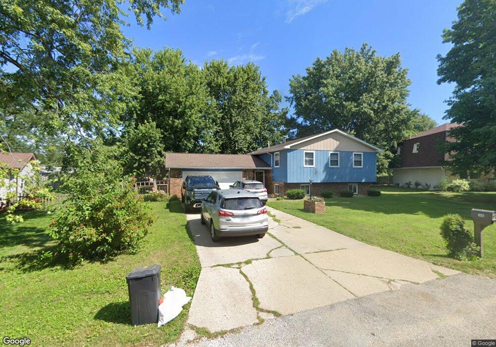 4253 Sycamore Bend, Galesburg, IL 61401 - photo 1