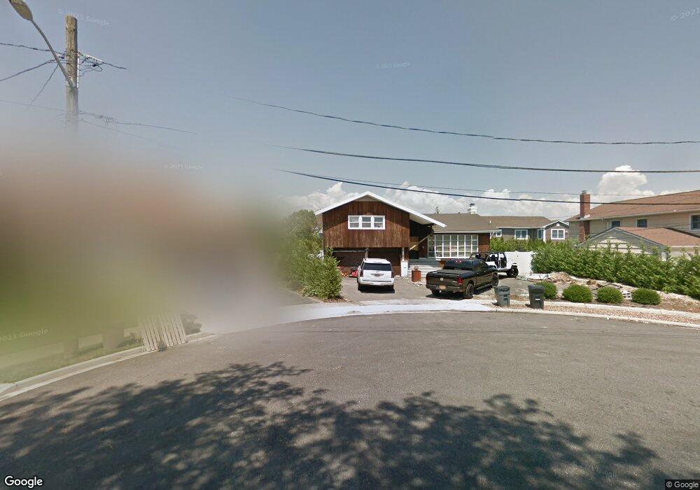 2861 Valerie Ct, Merrick, NY 11566 - photo 1