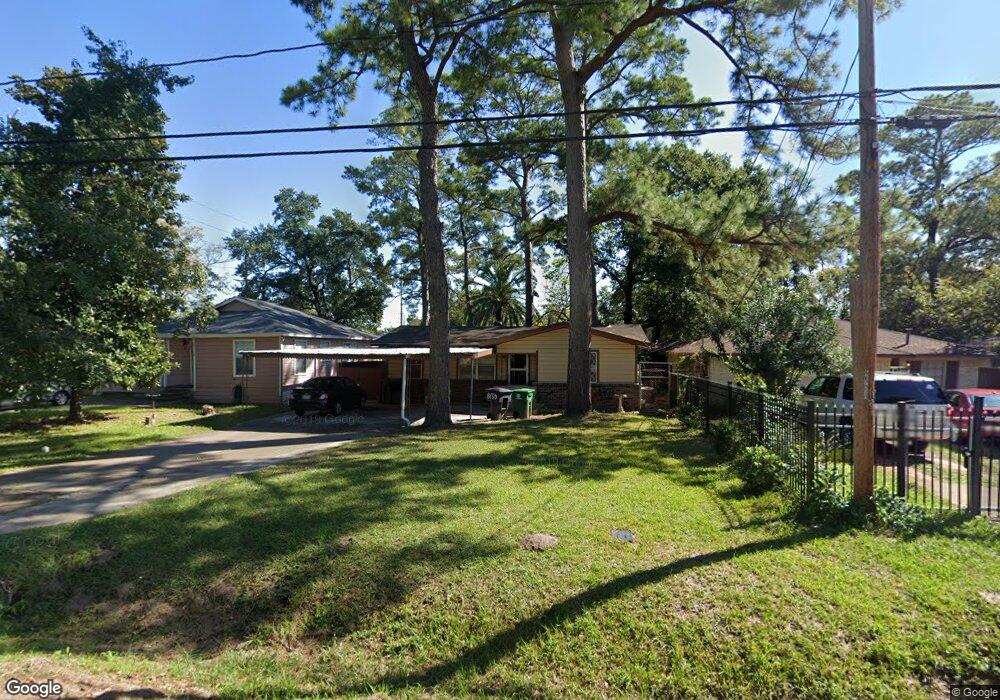 8130 Magna St, Houston, TX 77093 - photo 1