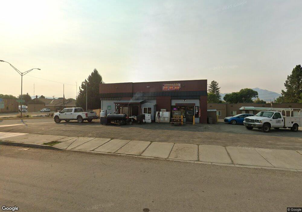 211 SW Front St, Prairie City, OR 97869 - photo 1