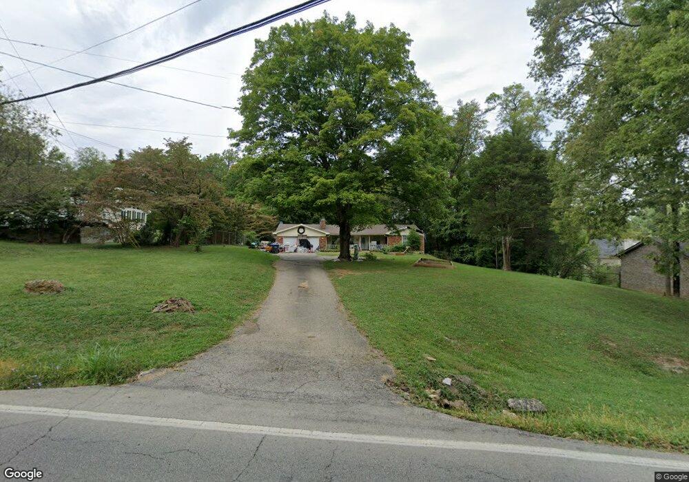 6613 E Manslick Rd, Louisville, KY 40228 - photo 1