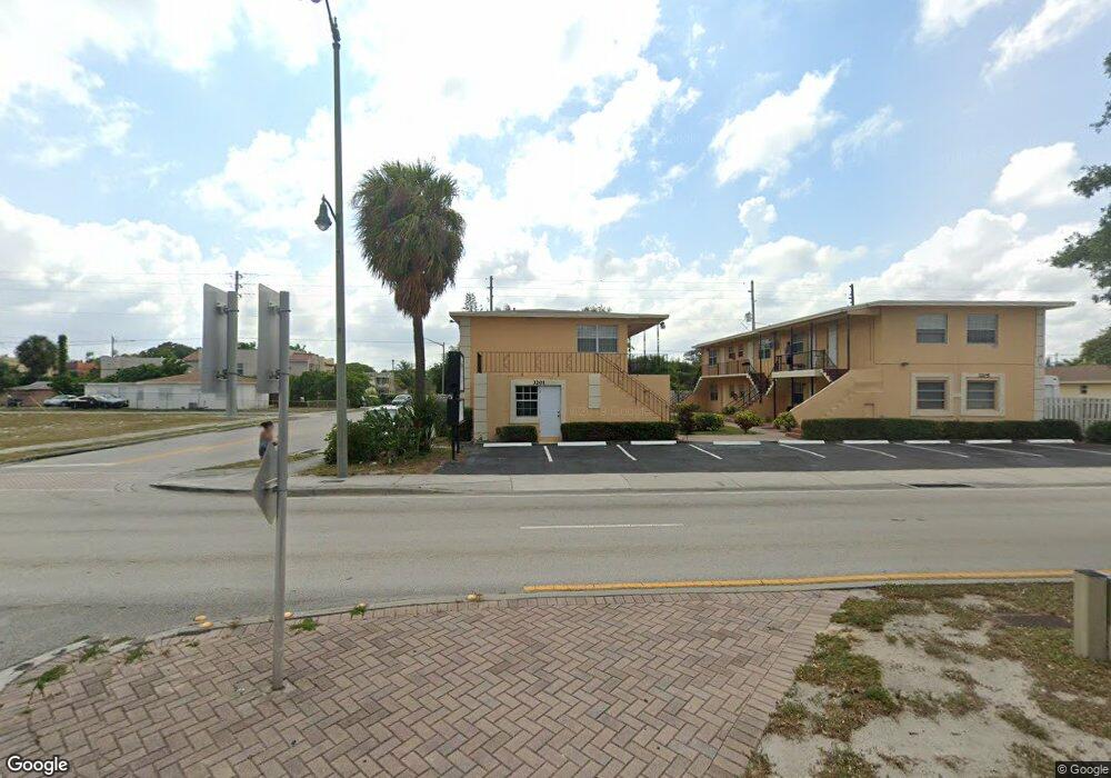3201 Broadway, West Palm Beach, FL 33407 - photo 1