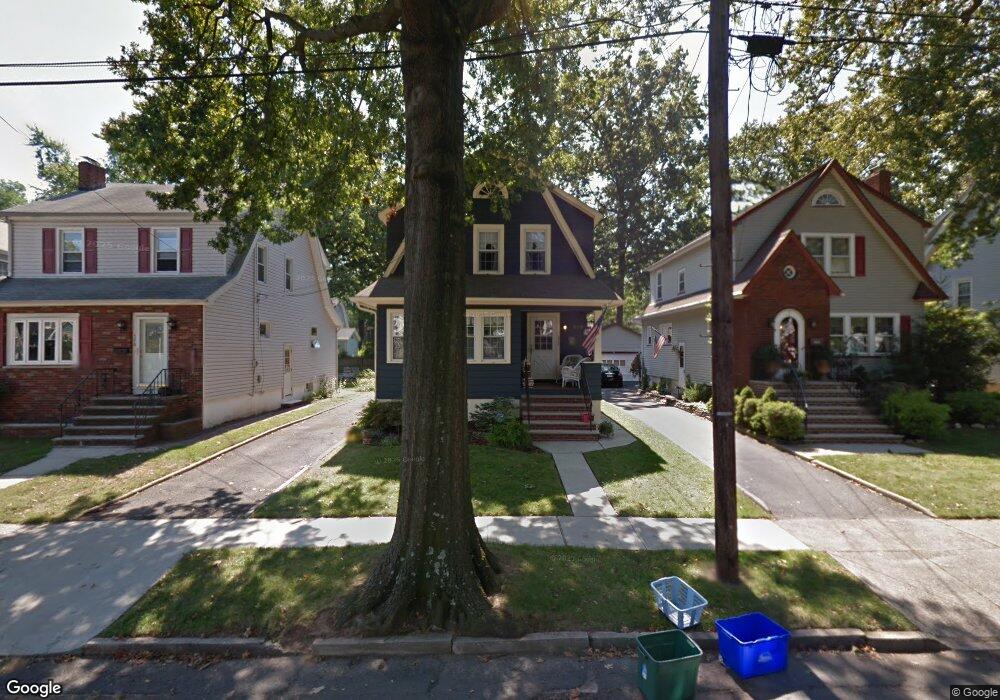 538 W Meadow Ave unit 1, Rahway, NJ 07065 - photo 1