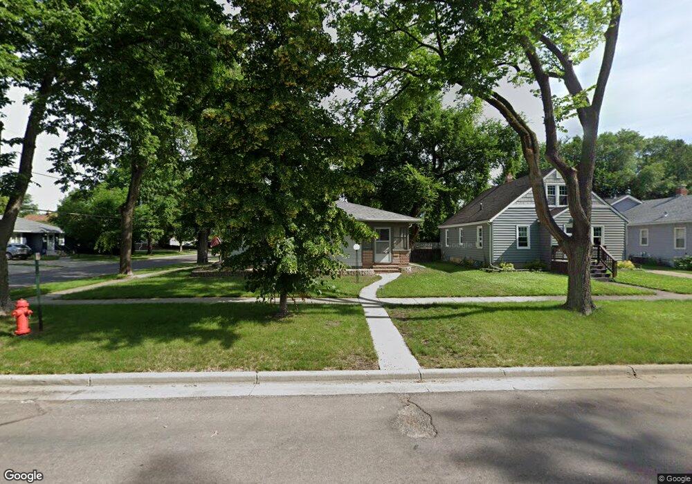 1353 10th Ave S, Fargo, ND 58103 - photo 1