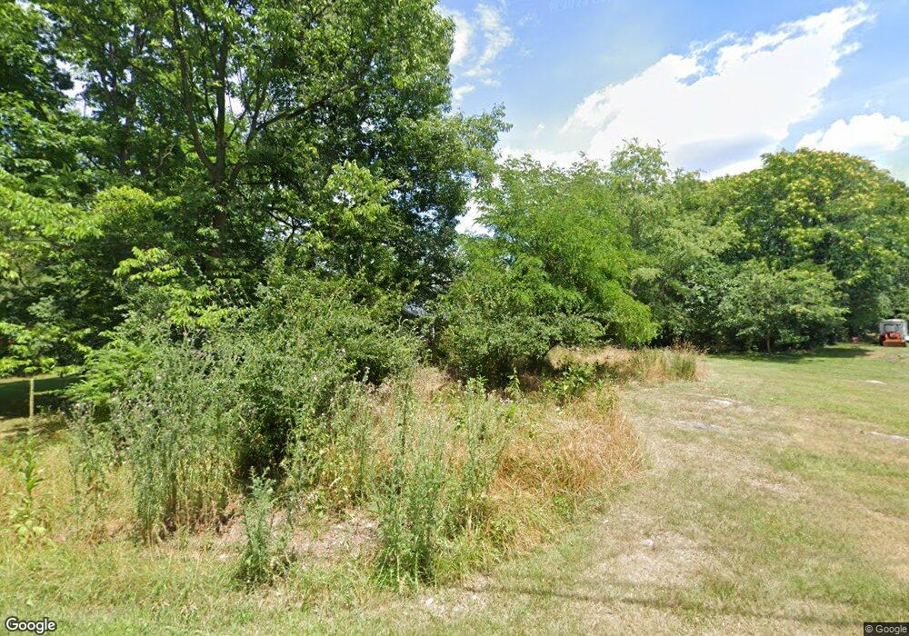 557 Phillips Ln, Bunker Hill, WV 25413 - photo 1