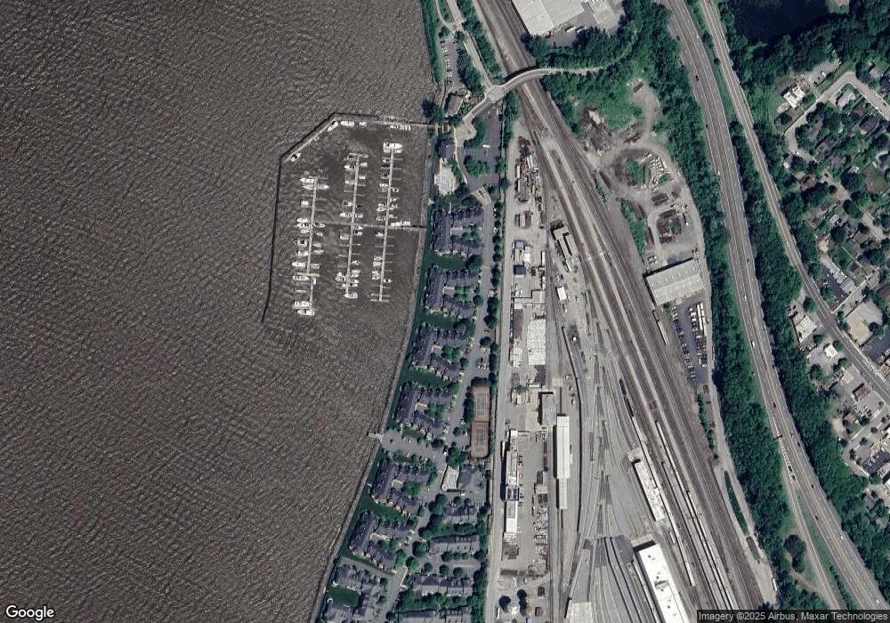 116 Half Moon Bay Dr unit 116, Croton On Hudson, NY 10520 - photo 1