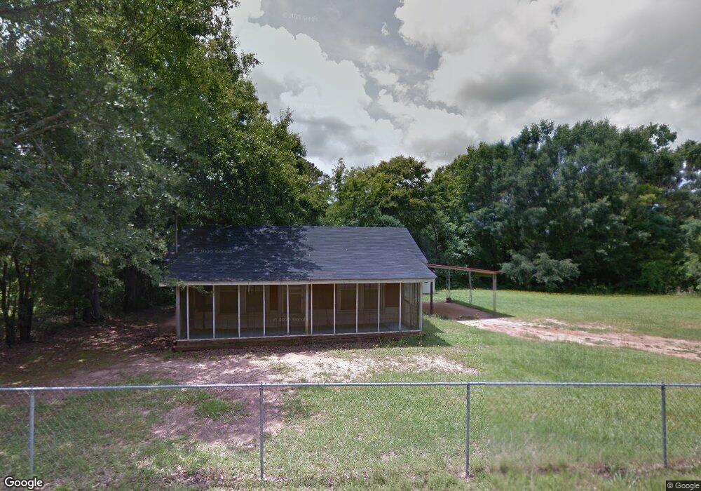 110 Washington Cir, Barnesville, GA 30204 - photo 1