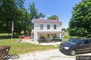 561 Tremont St, Barry, IL 62312