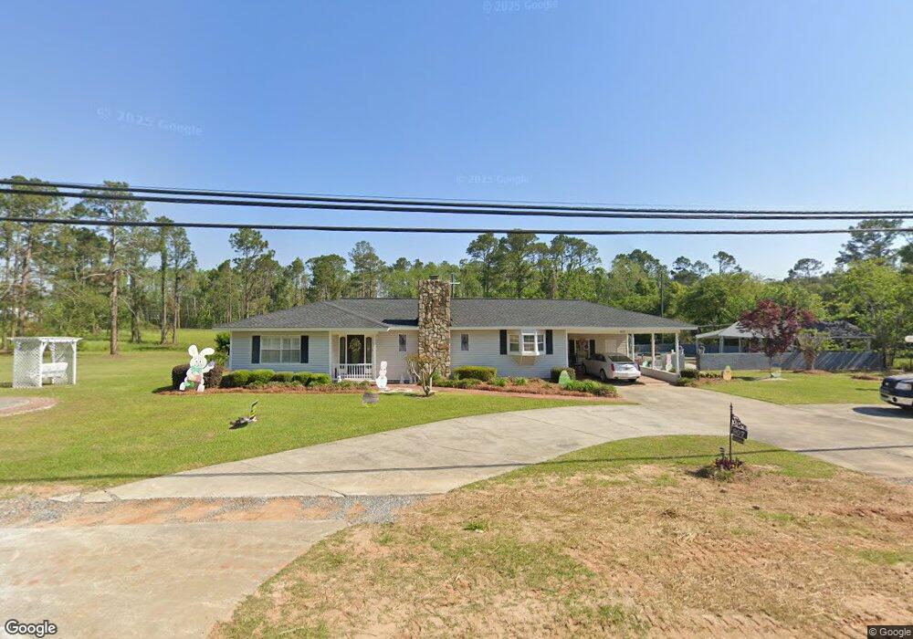 907 Walker St E, Douglas, GA 31533 - photo 1