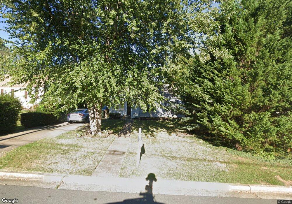 1909 Cherri Dr, Falls Church, VA 22043 - photo 1