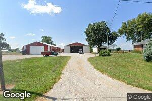 304 South St, Hardin, MO 64035
