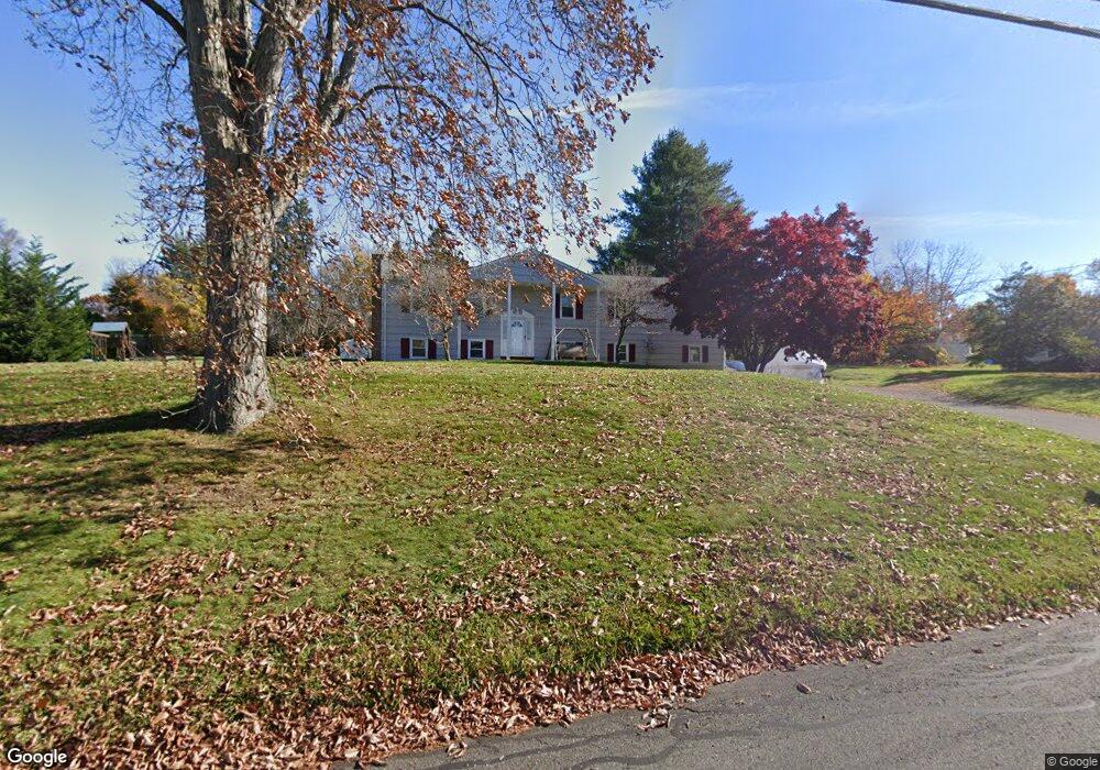 11 Beech Tree Rd, Brookfield, CT 06804 - photo 1