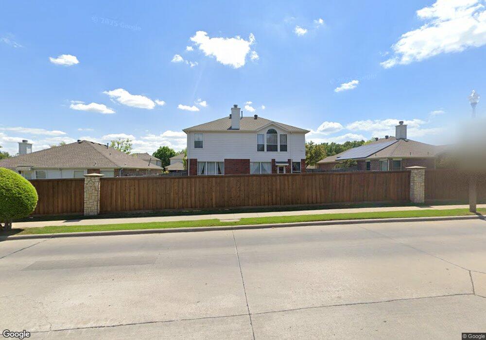 2021 Lamprey Cir, Denton, TX 76210 - photo 1