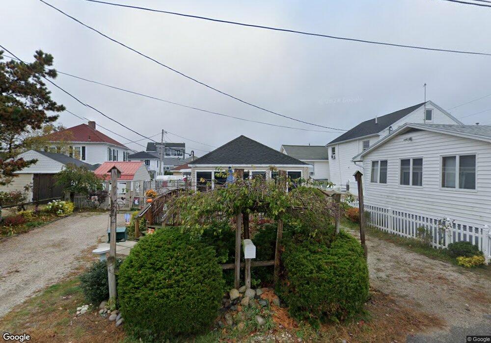 4 Graham St, Old Orchard Beach, ME 04064 - photo 1