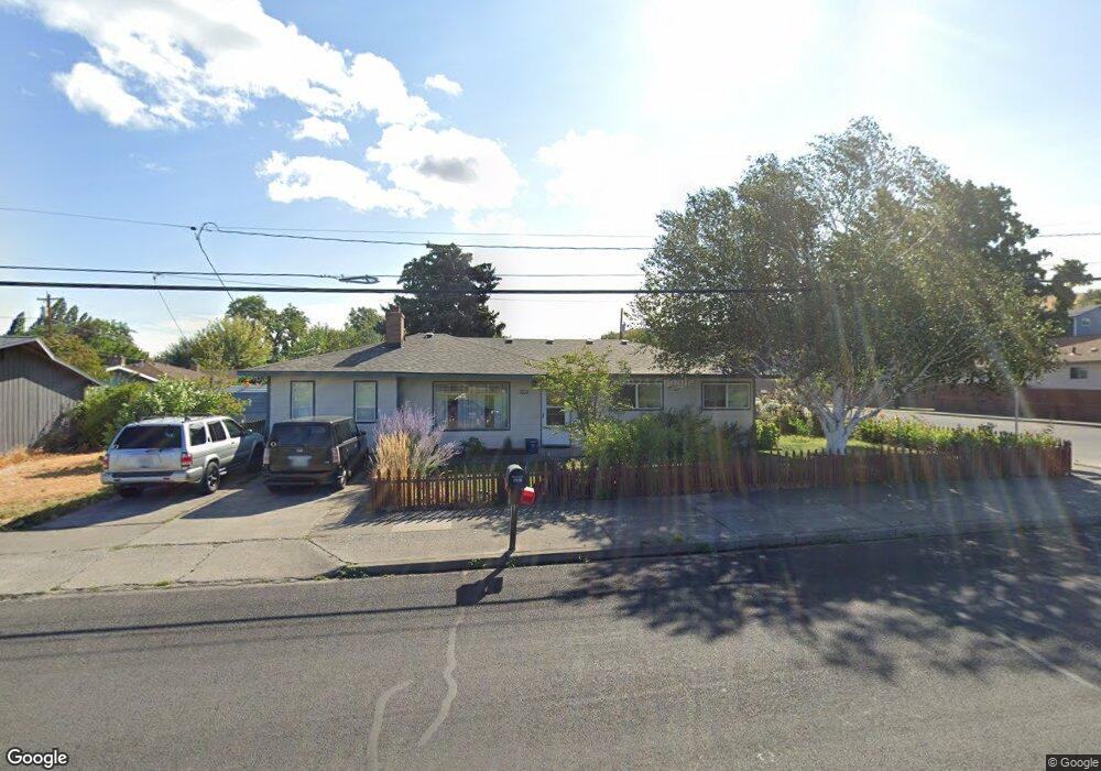 1310 Quinton St, the Dalles, OR 97058 - photo 1