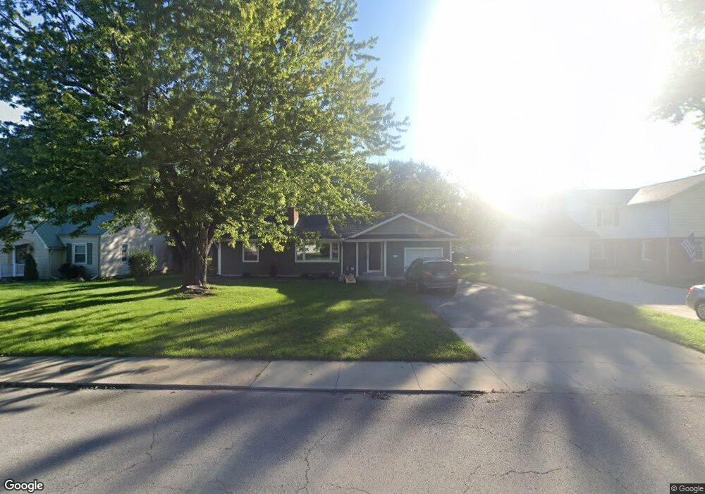 514 S Rauthland Ave, Wapakoneta, OH 45895 - photo 1