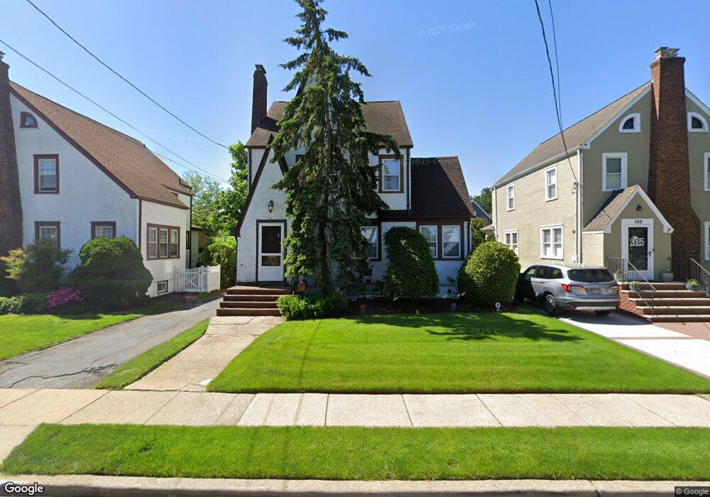 161 Groton Place, West Hempstead, NY 11552 - photo 1